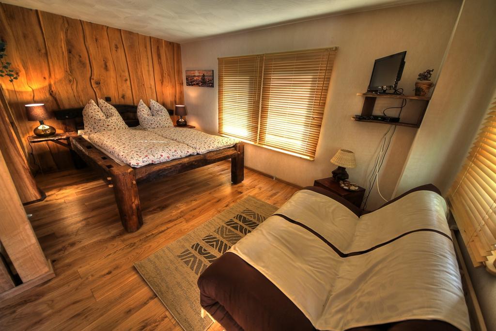 Bed and Breakfast Am Ruebenkeller Бинценбах Номер фото