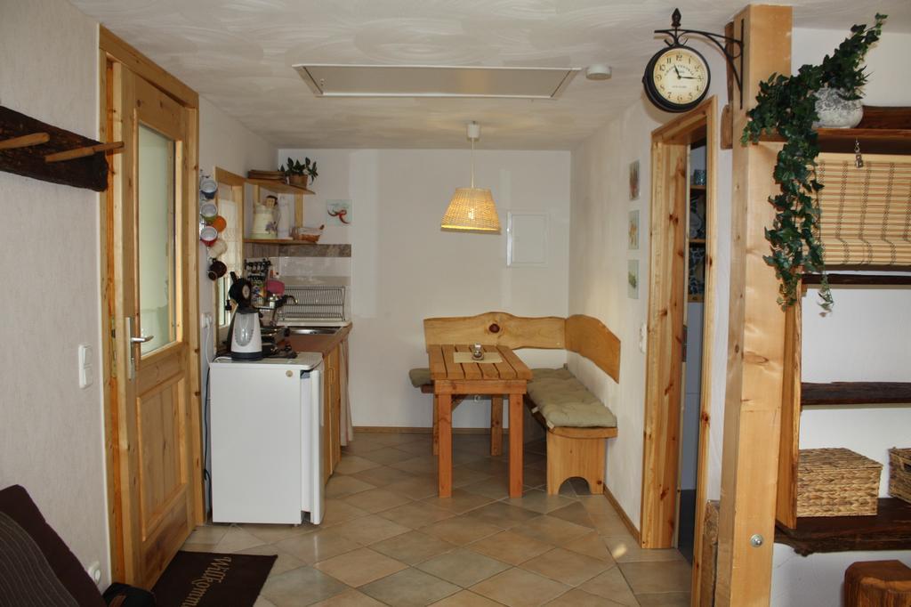 Bed and Breakfast Am Ruebenkeller Бинценбах Номер фото
